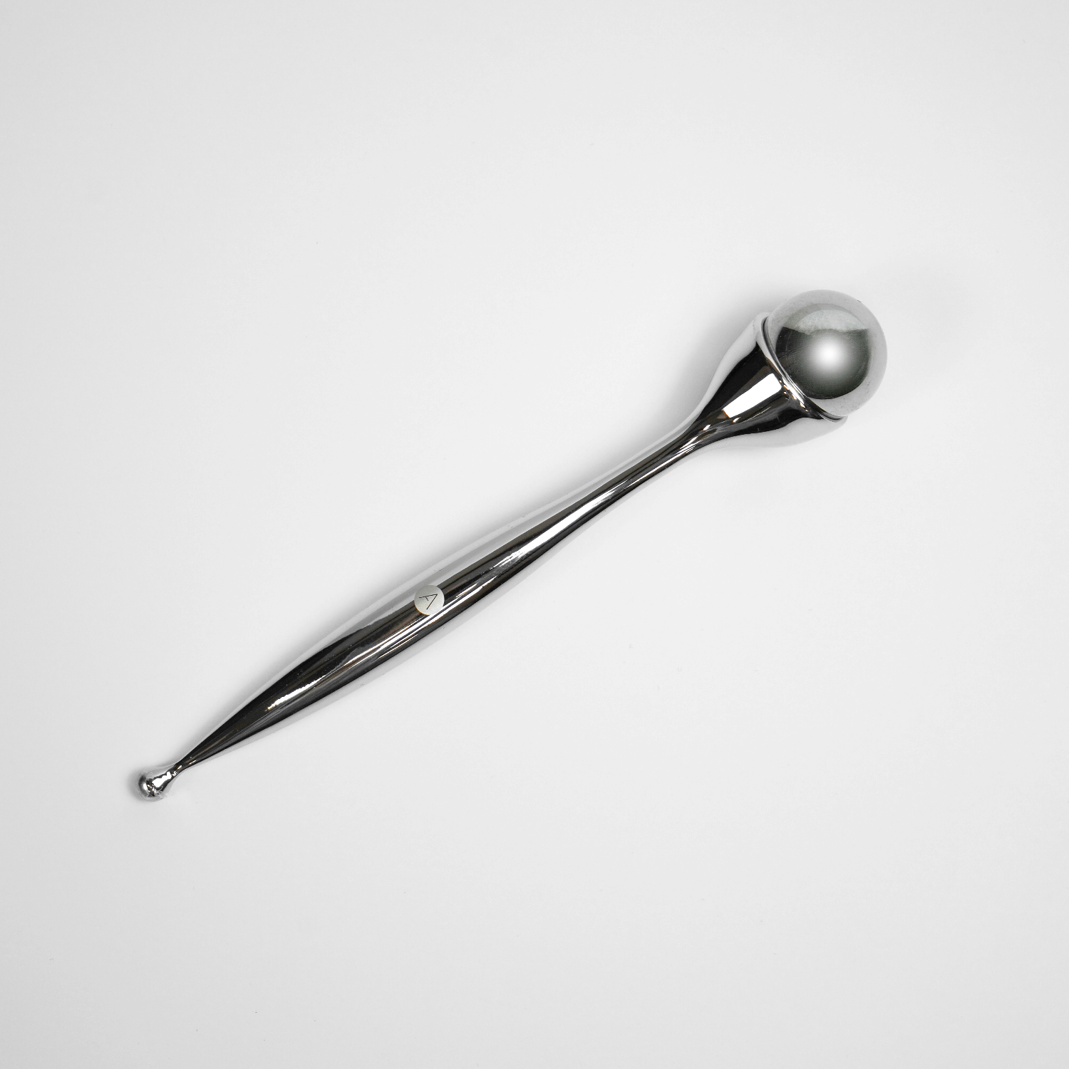 Attain Awakening Eye Wand – Cooling Stainless Steel Eye Roller